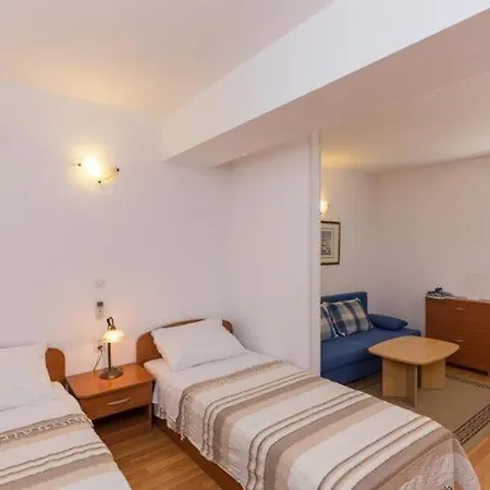 Milanovi - Premium With Terrace And Garden View Daire