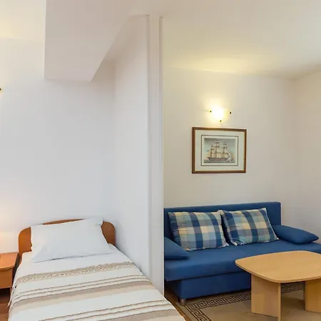 Daire Milanovi - Premium With Terrace And Garden View